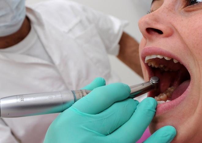 Dentisti, uno su tre è abusivo In Provincia 120 falsi professionisti 
