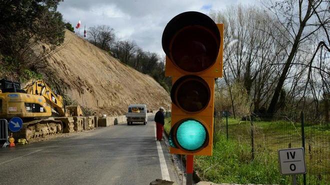 Annunciati i lavori alla frana ma la protesta non si ferma