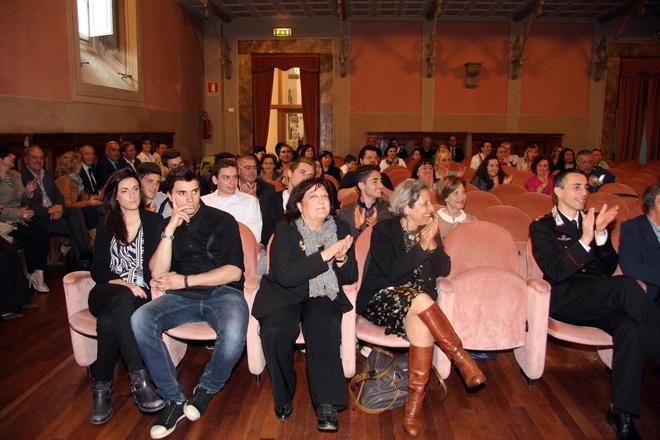 Un assegno e un diploma ai migliori studenti delle superiori di Prato 