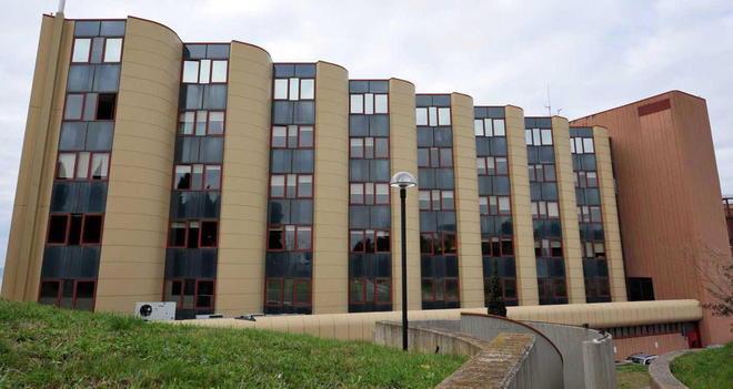C’è assemblea, niente mammografia 