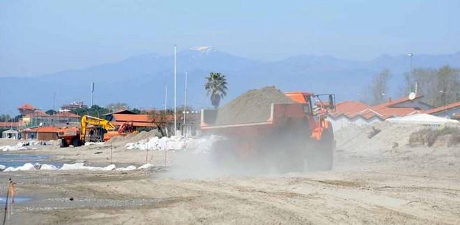 Provincia e balneari, scontro sui cantieri 