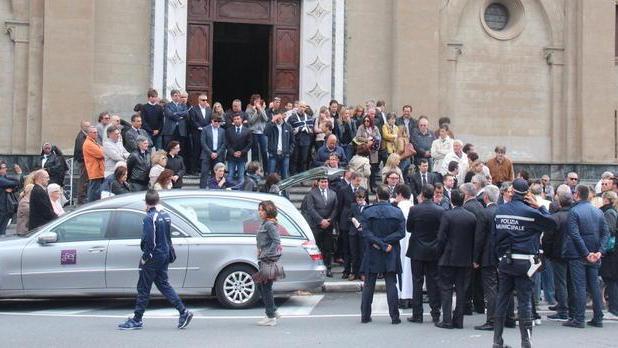 Una raccolta fondi su un conto per le famiglie delle vittime
