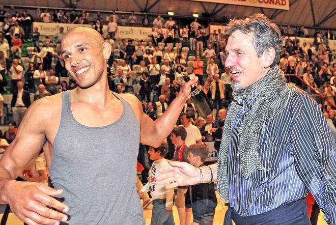 La gioia di Maltinti mentre la Baraonda balla