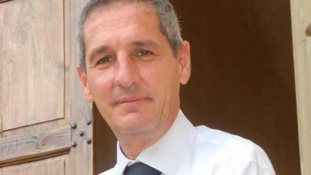 «Non vi portiamo i rifiuti, anzi forse sì»