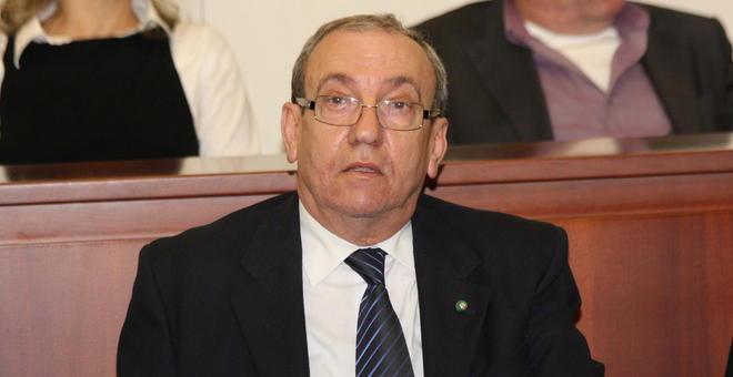 L’aspirante sindaco non parla alla città 