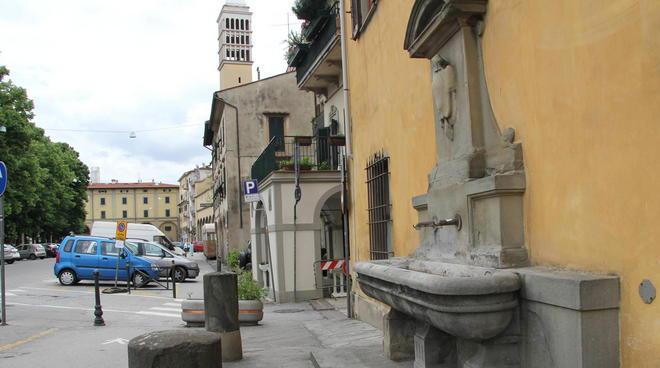 Piazza Mercatale ha una sua fontana da far zampillare