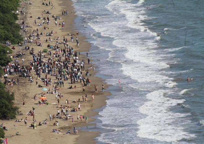 Migliaia in spiaggia per le Frecce 
