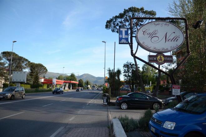 «Ancora non si vede le pensilina davanti al Nelli»