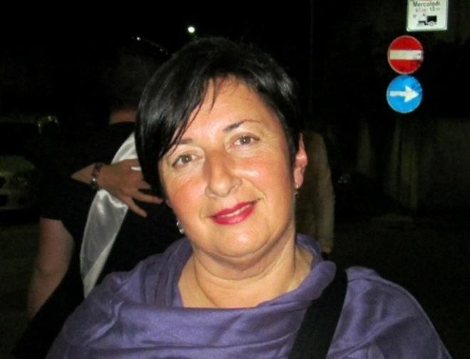 Compila la scheda, invia la foto per entrare nella comunità 