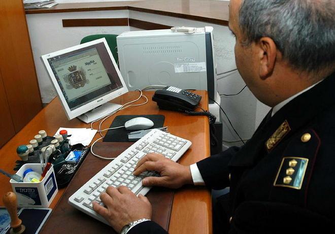 Al telefono falsi impiegati tentano la truffa a imprese 
