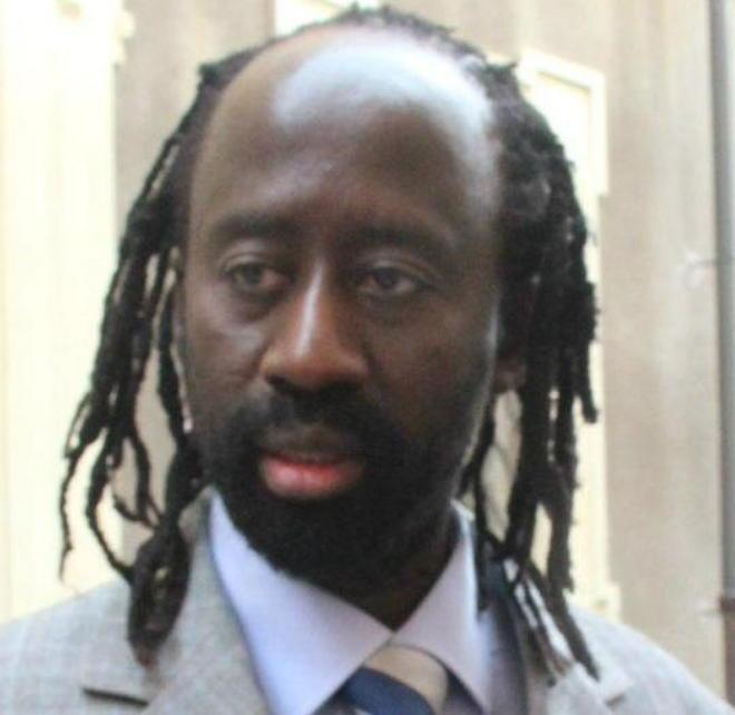 I senegalesi non assistono ma sono vicini alla famiglia