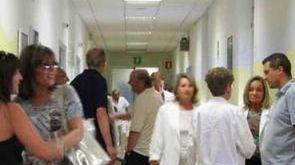 La sfida dei comitati «D’Urso venga alla manifestazione»