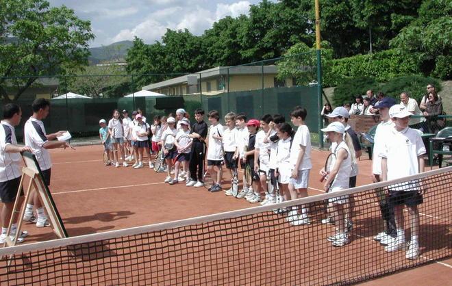 Tutti a S. Jacopo per “tennis in piazza” 