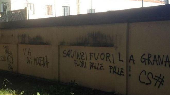 Scritte degli ultras gialloblù al Ricci: «Il Sassuolo via da Modena»