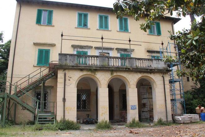 Villa Maria abbandonata, dimenticata e alla mercé di tutti