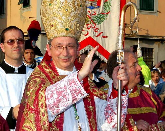Il vescovo: ho invitato il Papa a Livorno il 25 marzo 2014 