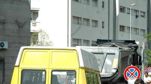 Il Comune ha troppe auto e partono i tagli