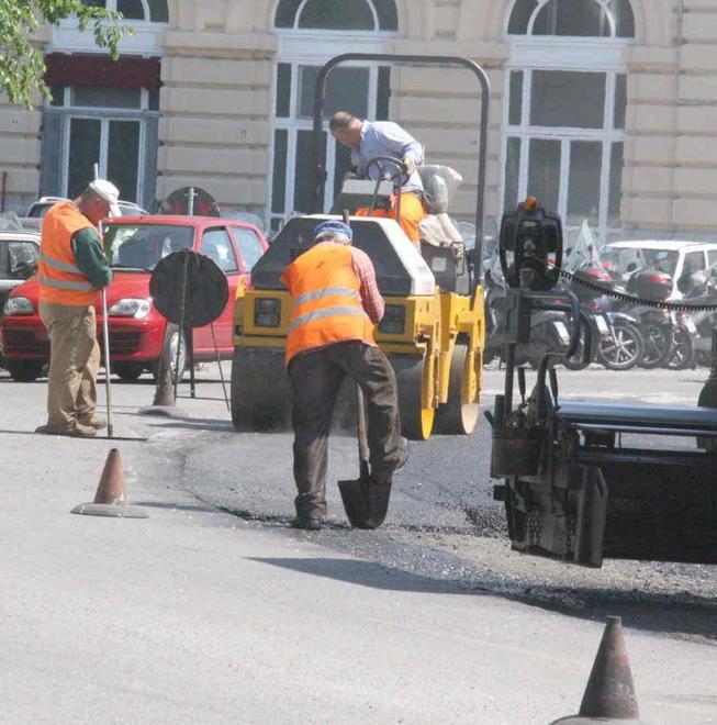 Debiti degli enti locali Primi pagamenti a giugno 