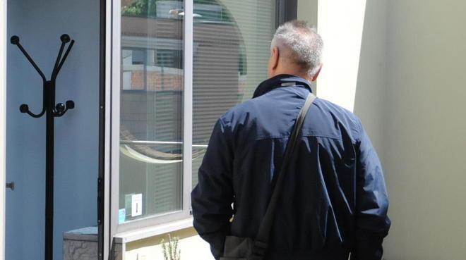 Smascherato dai carabinieri falso dentista 