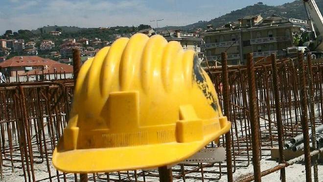Tasso di disoccupazione al 13 per cento: primato negativo rispetto a Toscana e Italia