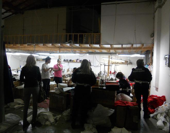 Lavoro notturno e abusi edilizi: sequestrati otto immobili 