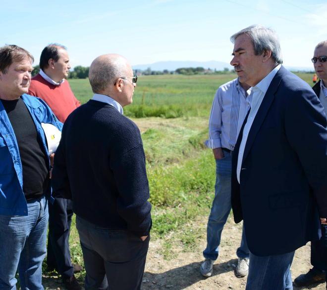 Per rubare benzina rischiano l’esplosione 