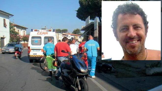 Muore nello scontro con una macchina