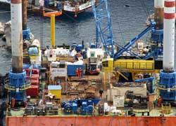 Concordia, un carico della Micoperi urta la cabina: ferito un operaio