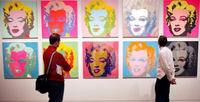Tutti i colori di Warhol nel Palazzo Blu 