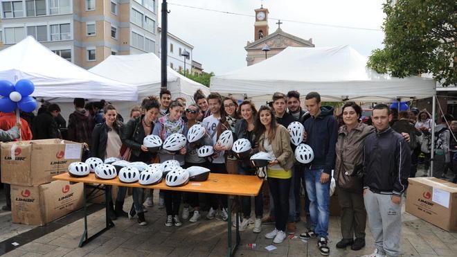 700 alunni in piazza a lezione di sicurezza stradale
