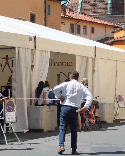 Scattati i divieti di sosta e domani niente mercato