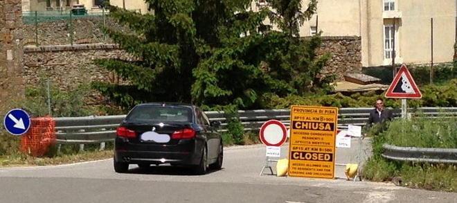 Strada aperta a metà ma le attività sono in ginocchio 