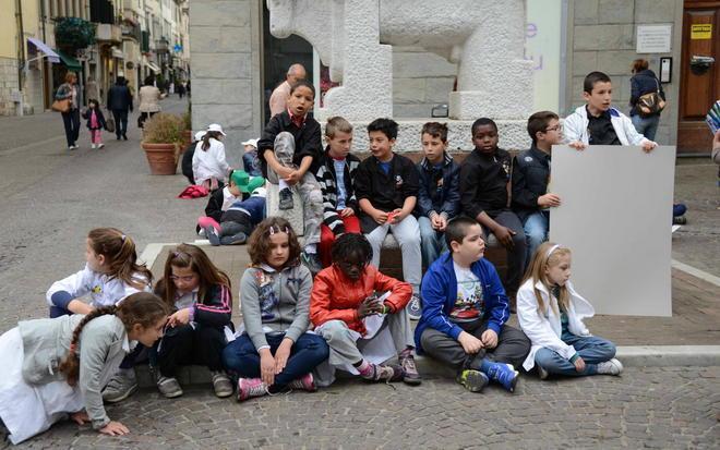 Mare, fiumi e pesci Il centro si colora coi disegni dei bimbi 