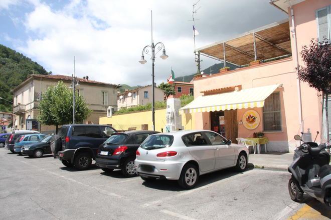 Furti e degrado Strettoia contesta l’amministrazione 