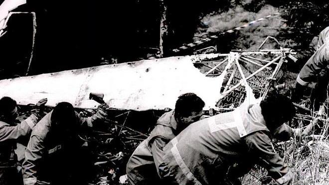 Cadde aereo, le due vittime saranno riesumate