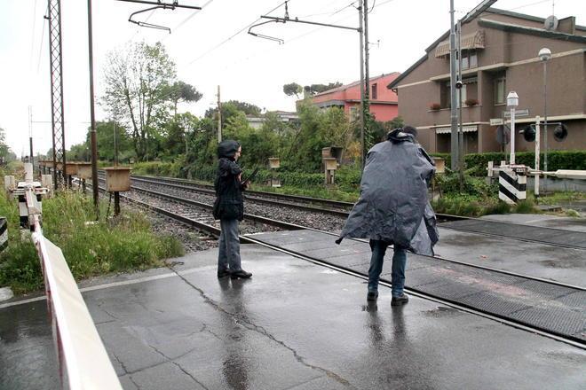 Si toglie la vita a 46 anni gettandosi sotto un treno 