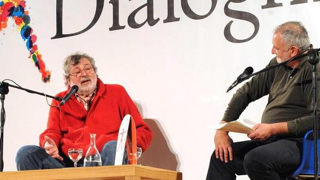 Canzoni, viaggi e incontri: Guccini e Aime fanno il pieno