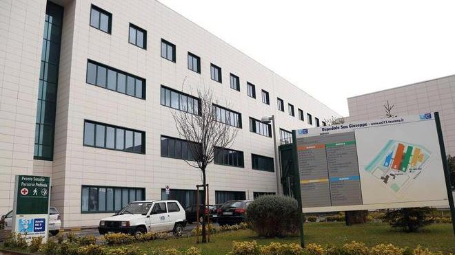 Tentato suicidio, stazionario il ragazzino