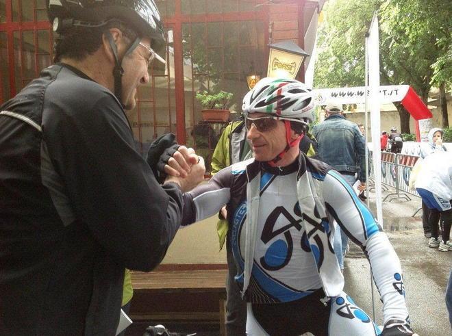 Partono in 100 e arrivano in 10 al Dynamo Bike Challenge 