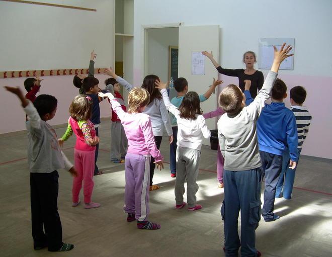 Teatranti del futuro Gli alunni in scena col Brutto anatroccolo