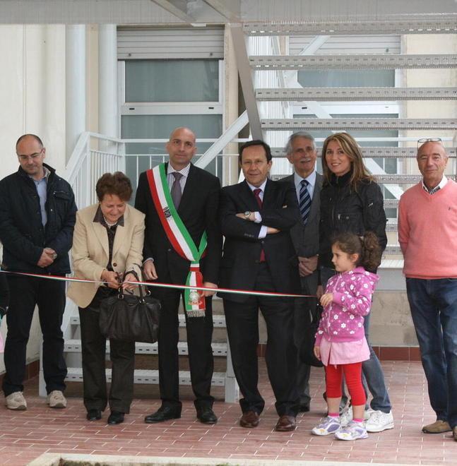 Villa Campanile, scuola più sicura inaugurata la scala antincendio