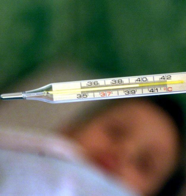 Freddo e pioggia risvegliano i virus. Un centinaio a letto con febbre e tosse 