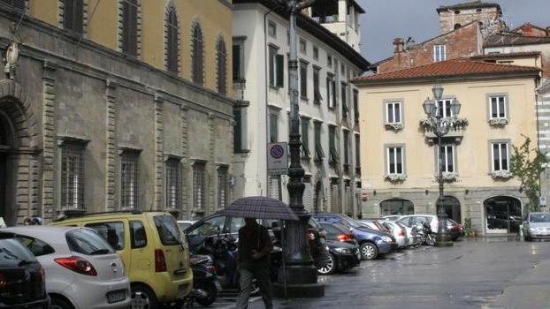 Pratini in piazza Bernardini prima del 1940