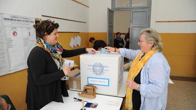 Riparbella, affluenza alta siamo al 51,98%