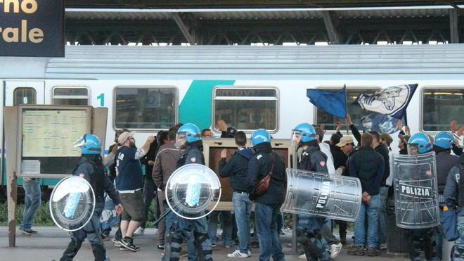 Sessanta bresciani fermati alla stazione e rimandati a casa