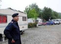 Maxiblitz dei carabinieri al campo nomadi 