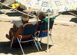 Anziani al mare con un solo euro 