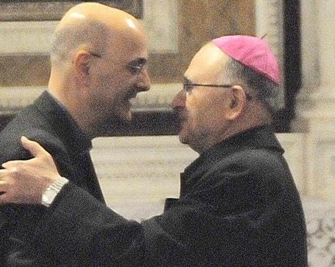 Il vescovo prega don Americo:«Resta a Porcari» 