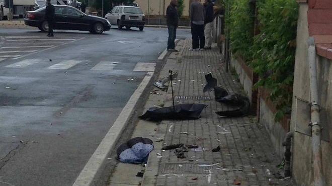 Ancora gravi i sedicenni in coma