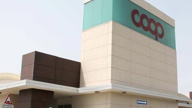 Bloccate sostituzioni e assunzioni estive alla Coop